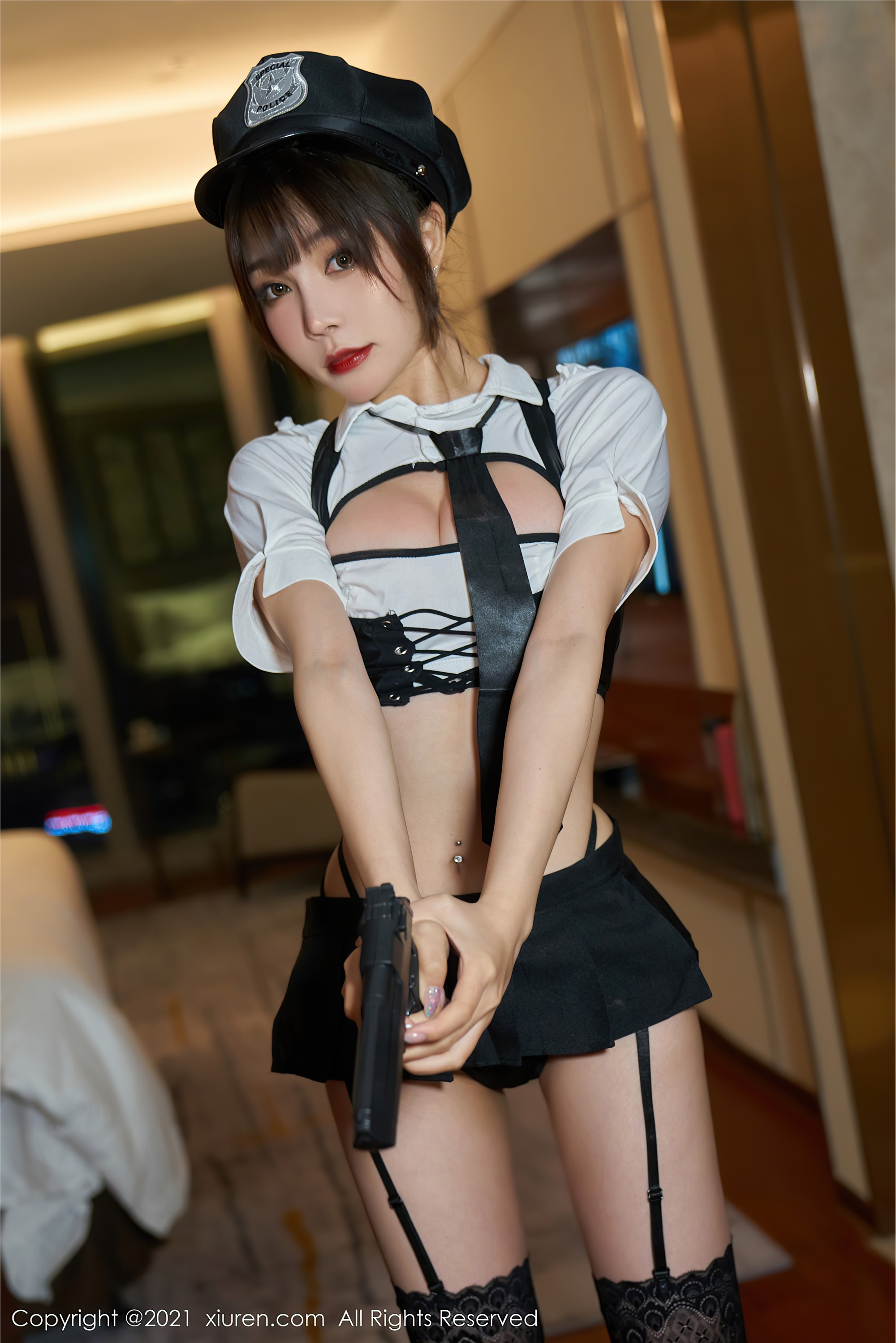 XIUREN秀人网  2021.06.25 No.3588 芝芝Booty